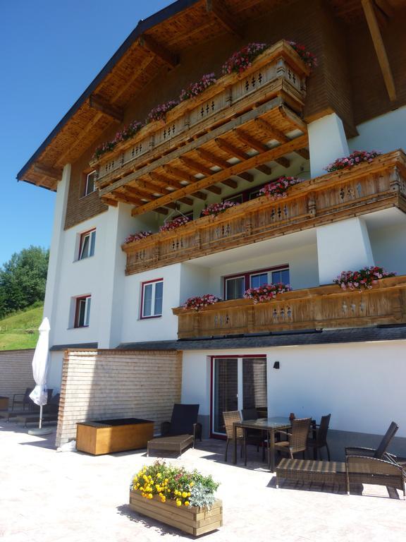 Ferien-Schloessle Michaela Apartment Riezlern Exterior foto