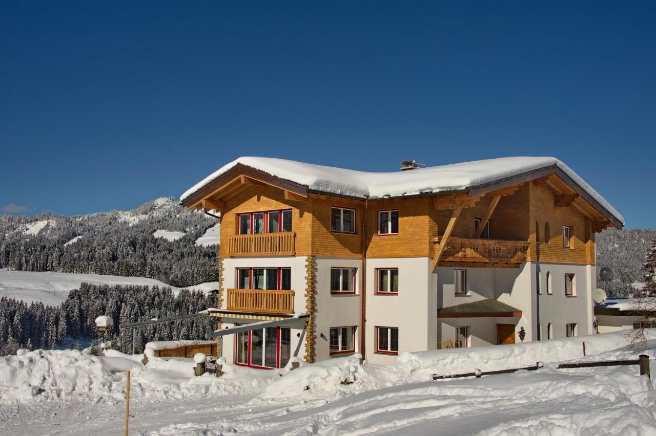 Ferien-Schloessle Michaela Apartment Riezlern Exterior foto